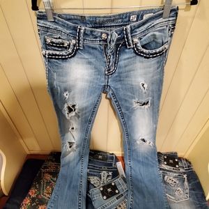 Miss Me Jeans distressed size 27 boot cut